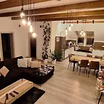 Orava Apartment *