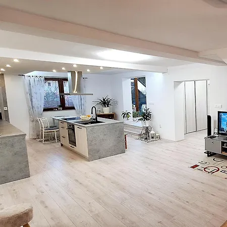 Apartment Orava *