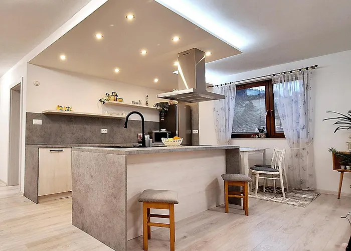 Orava Apartman *